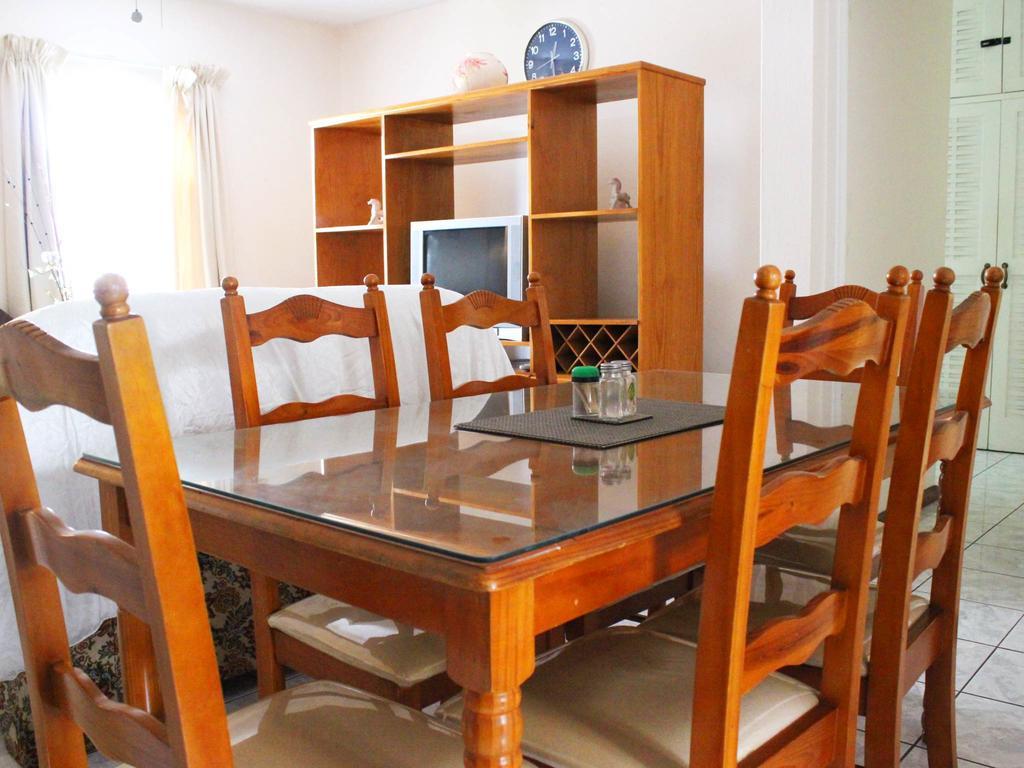 Skycastles Condominiums Ocho Rios Bagian luar foto